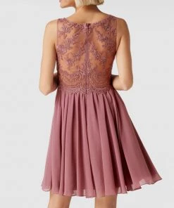 Laona Cocktailkleid Mit Floralen Stickereien Und Ziersteinen - Altrosa -Vera Wang Shop 68p42c9n8t14ecqc6p1j8kqf8l854lhp8l130gab653j8ea68h2j8gqcalb50h9p8cr4mk9pa8skichg6l3mcd9i6cr34ohi70oj2opk68pj4ohkc5gjep1ncop3ap36cgrjee0