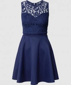 Lipsy Cocktailkleid Mit Floralen Stickereien - Marineblau 6 Lipsy Cocktailkleid Mit Floralen Stickereien - Marineblau -Vera Wang Shop 6944sj2ia4p4edqe74p3ehig9d942h1k8h7kalhg6so4ogaf652j2la1al1kohhj9h2l0cad8gp3cipo9co6ap9n6lj34e1lcpi3gp9k60r64ob36gs6ccr475hj0eb6chj3ce0