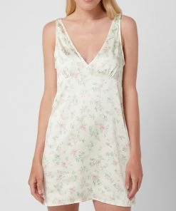 Gina Tricot Minikleid Aus Satin Mit Floralem Muster Modell 'Cherry' - Offwhite -Vera Wang Shop 6gq5akqd9d7kcdibal5k2li76l33idi79p2l4cak6db36dqca174qghlagp36e229l54ojilah5koj2ka53j8eb16ko62ohj6gomadpk6lj3eo9m61imadhmcgp3ccb368o3apg