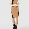 BOSS Casualwear Knielanges Kleid Mit Label-Detail Modell 'Falindara' - Camel
