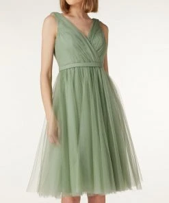 TROYDEN COLLECTION Cocktailkleid Mit V-Ausschnitt - Mint -Vera Wang Shop 6os4gja368r4mhq3959j8ihj9t542k2571b4mca19t74uchm8la4kk2b85758k26a4okcgif6d8j0dpl853jgphl64rmcob46ti68dhkc5i32eb36csm6cj56dh3cd3469im8c0