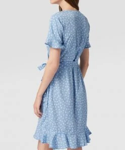 Only Knielanges Wickelkleid Mit Floralem Allover-Muster - Hellblau -Vera Wang Shop 6tb4qg9makrjegq48spk8cqj9p7kkc296t2l4d24859j2k2a6ks4giq29p13ii22aco36j1pa9250ga5ap3jap1k68om4d1gcdhm2c9k74pj6o9pc5ij8c1k64qj6chg6pi3cp0