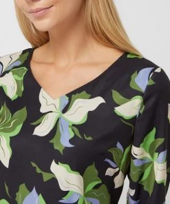 APART Kleid Mit Floralem Muster - Marineblau -Vera Wang Shop 715l6gi5891ksgi49pajila1adb50dak9cpkcci69lb4uiq6a0sj2ghh6kqk2i2c896kecqi8p4j2e1j84o6cphl6cqjecpi6hi38cpk65i62e9jcos3iphl6sqj0cpo6go3apg