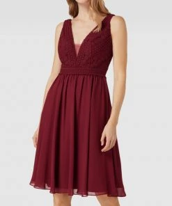 Luxuar Cocktailkleid In Minilänge Mit Floraler Spitze - Rot -Vera Wang Shop 7514gchm9l34mgq395aj6j9n8914elic84rk4eab6d350lhh8t156kqd9ssjgi9j6l93ehhh75242c9lako36cpp74pm4opl6osmae1k6ph3ae9lc5h3epb175h66dpn60r30dg