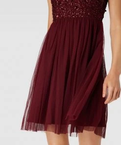 LACE & BEADS Cocktailkleid Mit Paillettenbesatz - Bordeaux Rot -Vera Wang Shop 898j2gaa8p330k1k914jckqg75b48jam6t74qj2g8l754lih65942li4718kil1j8h946hql68p3ecim8co32d1p60o64chjcoq62d1k6kpmco9k6pj3ed9g68q3ie9l6ko64pg