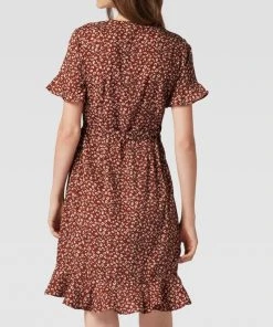 Only Knielanges Wickelkleid Mit Floralem Allover-Muster - Rostrot -Vera Wang Shop 8993edq39oqkuii68p848i2ia96ksgph993laiim60pl8ca46925aj1k6d0lclaj8lb32cq88h6ksh9p9go3gohncdi6cd9hcli64dhkckpjee9l6pijadhlckrjgp9ic4o6adg