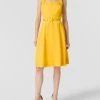 Lauren Ralph Lauren Cocktailkleid Mit Stoffgürtel Modell 'Havram' - Gelb