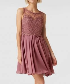 Laona Cocktailkleid Mit Floralen Stickereien Und Ziersteinen - Altrosa -Vera Wang Shop 8opkaci79144qj2i9lak6jpk917j2lib6t24kjij9193gchl697k4e2e9d2jegqj9p654j2c995jegag9t3j6eb360qj2chlc9hj2dhkckp68oj665j66c36cpim6d1k6pj6cpg