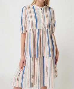 Fransa Kleid Im Stufen-Look Modell 'Fanadja' - Offwhite 8 Fransa Kleid Im Stufen-Look Modell 'Fanadja' - Offwhite -Vera Wang Shop 8p3jac9m655kqjhoad9j6hqb953jali3al34kj1m9pa46dil8524gl2la4qjiea4a9342i1k8h8jega3ah3j4p1mchgj2c9l71h6acpk60p3ge1o6lij6ohg6kp3gd9k6li3cp0