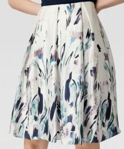 Swing Cocktailkleid Mit Floralem Muster - Marineblau -Vera Wang Shop 915k4h9oad33ii9o60pjckq26la48i2jah7kagag70sl8gqk75430ciiagskslih6gr46ji46ss4keakaoo3aor56hi68chk6lij2c9kc4qm8eb6clh38eb671im6cplcgo3cpg