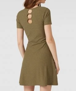 Only Minikleid In Ripp-Optik - Olivgrün -Vera Wang Shop 9d23igam9l4l2i9na50kod248sol6dak6oplciaf8l4kkghg6ko34k239l4jgiq4aookqd9ja974klag6co3icpk6oqjgcpo61j38d9k6coj2e9gc8pj6p9ocko68chmccr3ado