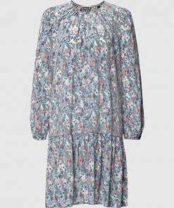 Esprit Knielanges Kleid Aus Viskose-Mix Mit Allover-Muster - Marineblau -Vera Wang Shop acp56kq990rjgk1laool6h2470r4khq289b34chm6l63ecq19934ehak6t258hhm6kojega7a9344l2b893m2dr370p30dpl69gmac9kccpjaohgcop3ie1k6coj6e9lcgs6cp8