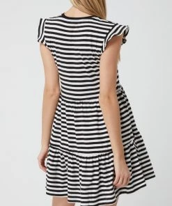 Only Minikleid Mit Streifenmuster Modell 'May' - Schwarz -Vera Wang Shop acpj2j9p6d556ci7al44qdqa8ha36kid959jgea374r32k1p6l23cjig9t64akia8ss38di98p7jgipl753jge9p64pm4e9n6ph3ge9k75j3ao9gccp3gcj6ccp3copi6csj6p8