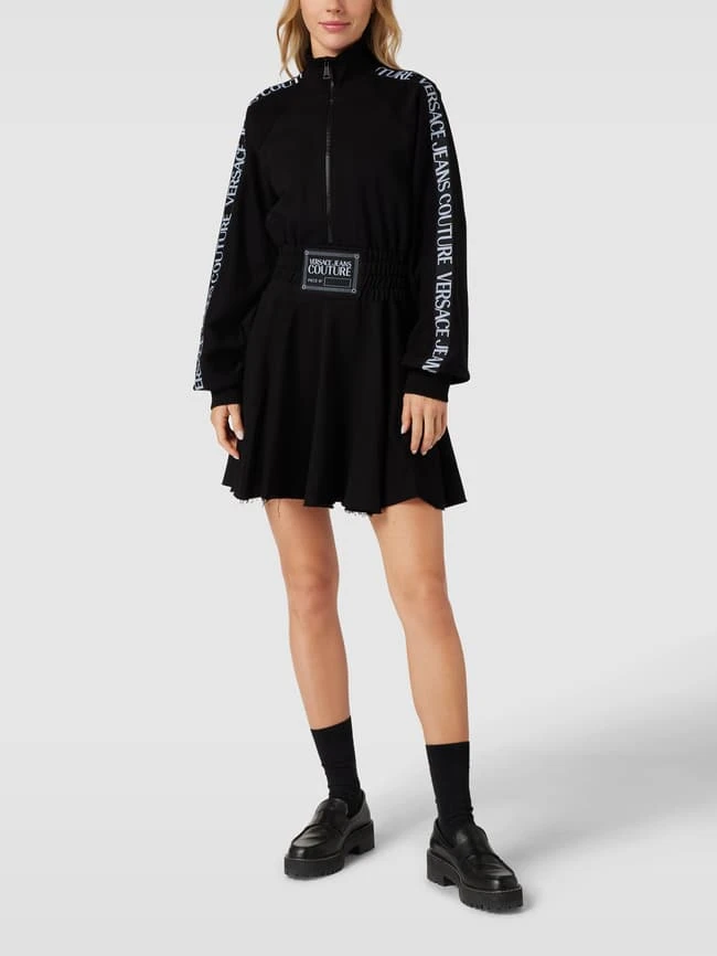 Versace Jeans Couture Kleid Mit Label-Patch - Schwarz 1 Versace Jeans Couture Kleid Mit Label-Patch - Schwarz