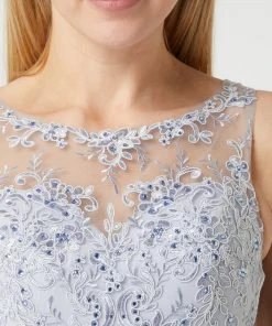 Laona Cocktailkleid Mit Floralen Stickereien Und Ziersteinen - Lavendel -Vera Wang Shop ap6kqgq4ad432gqf6gsjiki36kq4ec9pa57jie9g8t84cdad6crkacqe89b38jhjad7kmdam6t54oghi90o30p1h61imac1j6tgm6p1k6kr3gob66ph3ed9mckrj0dpocoo6cc8